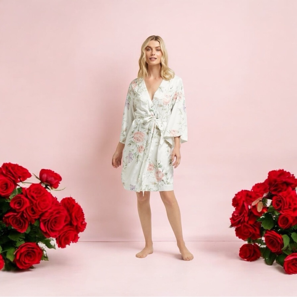 Floral‎ Print Women's Robe - Picture 2 of 12